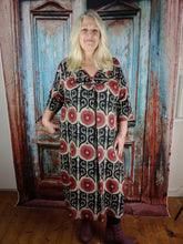 Load image into Gallery viewer, The Suzami pintuck dress
