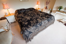 Load image into Gallery viewer, Tree of life Bedspread